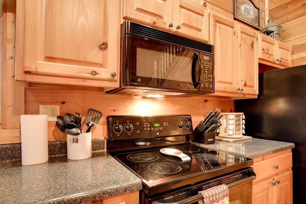 Brave Eagle Cabin Sevierville Quarto foto