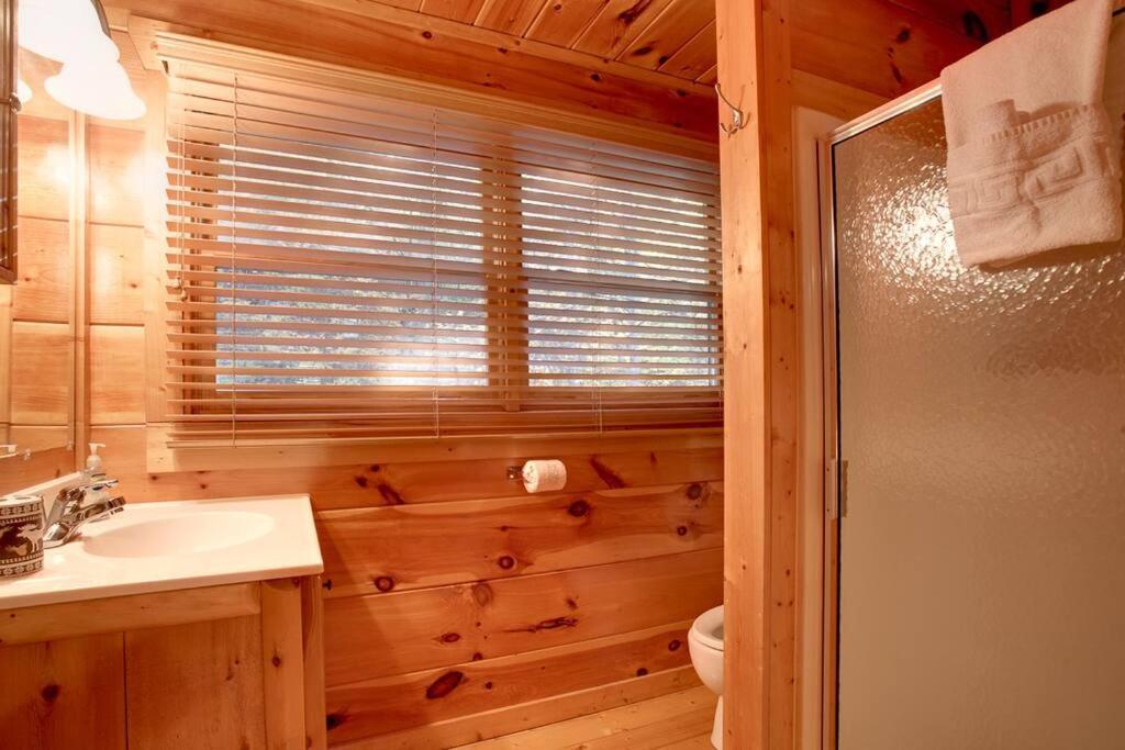 Brave Eagle Cabin Sevierville Quarto foto